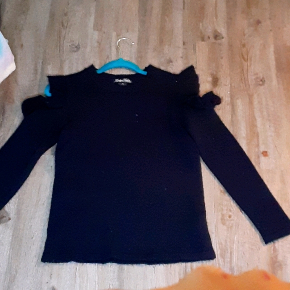 Open shoulder sweater